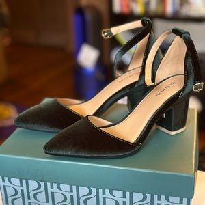 Brand new, never worn dark green Pashion convertible heels